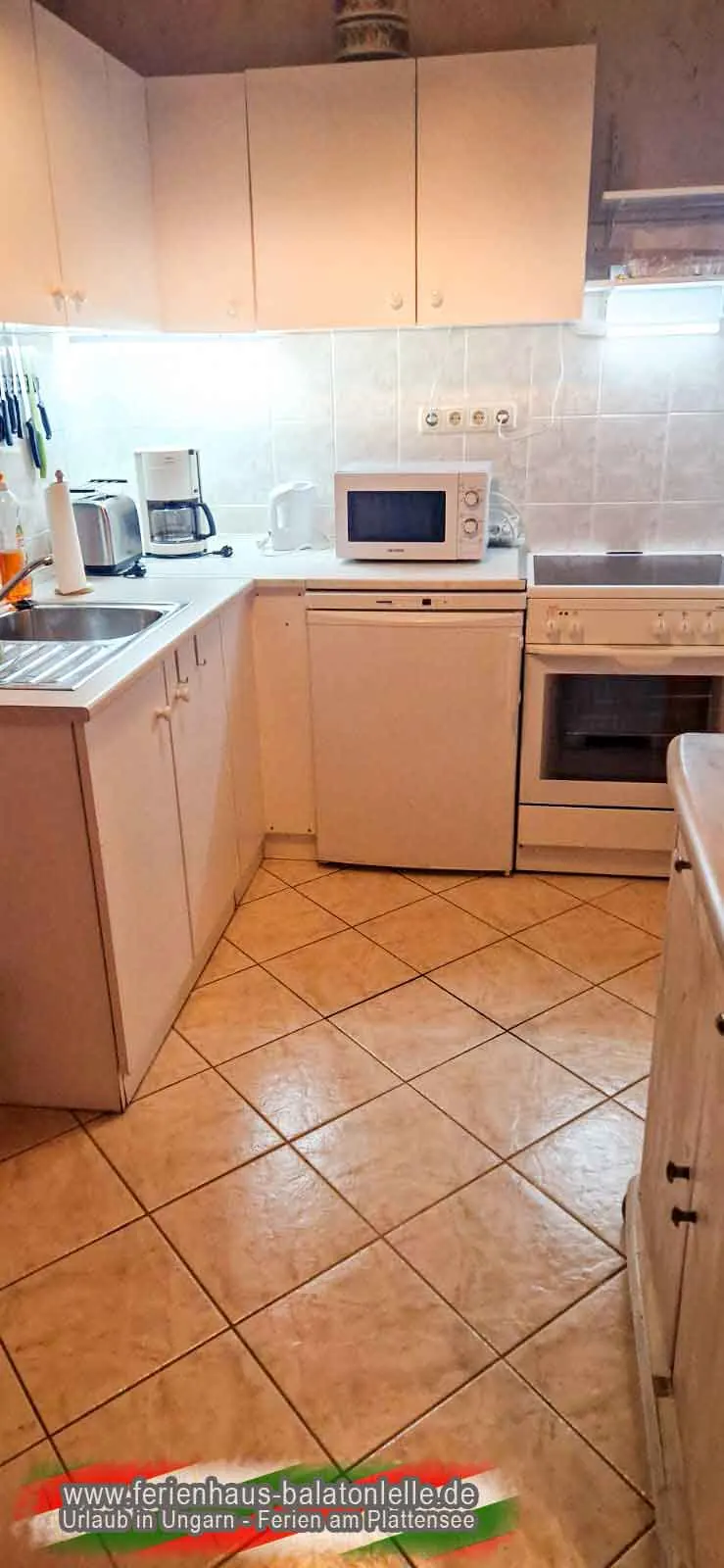 Ferienhaus Balatonlelle ausgestattete Küche